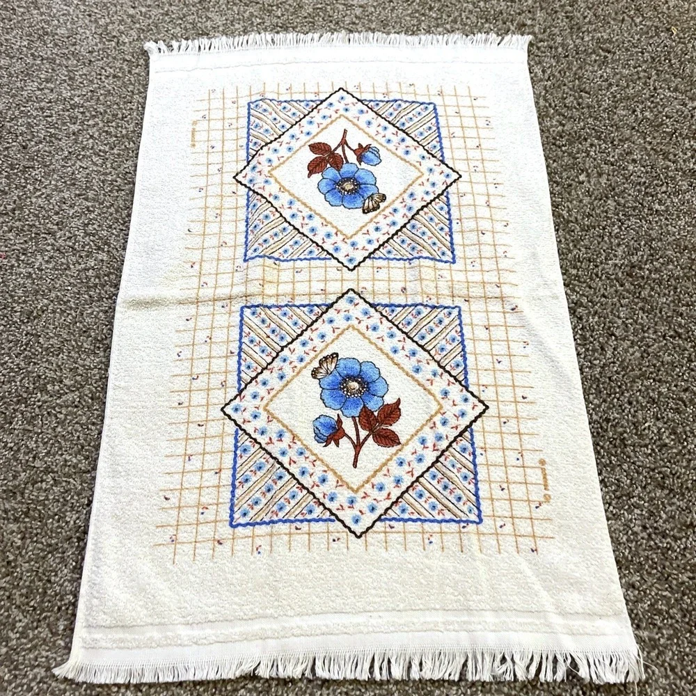 VTG CANNON Hand Kitchen Towel Fringe 70s NOS Blue Rose Butterfly Flower‎